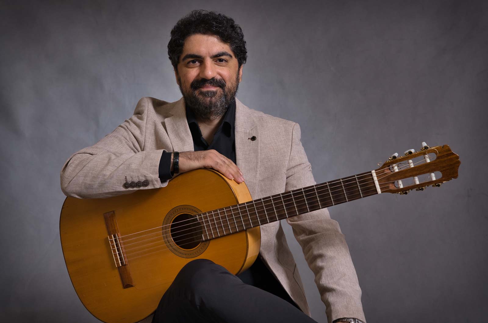 آموزشگاه موسیقی پارس - احسان فرامرزی پور