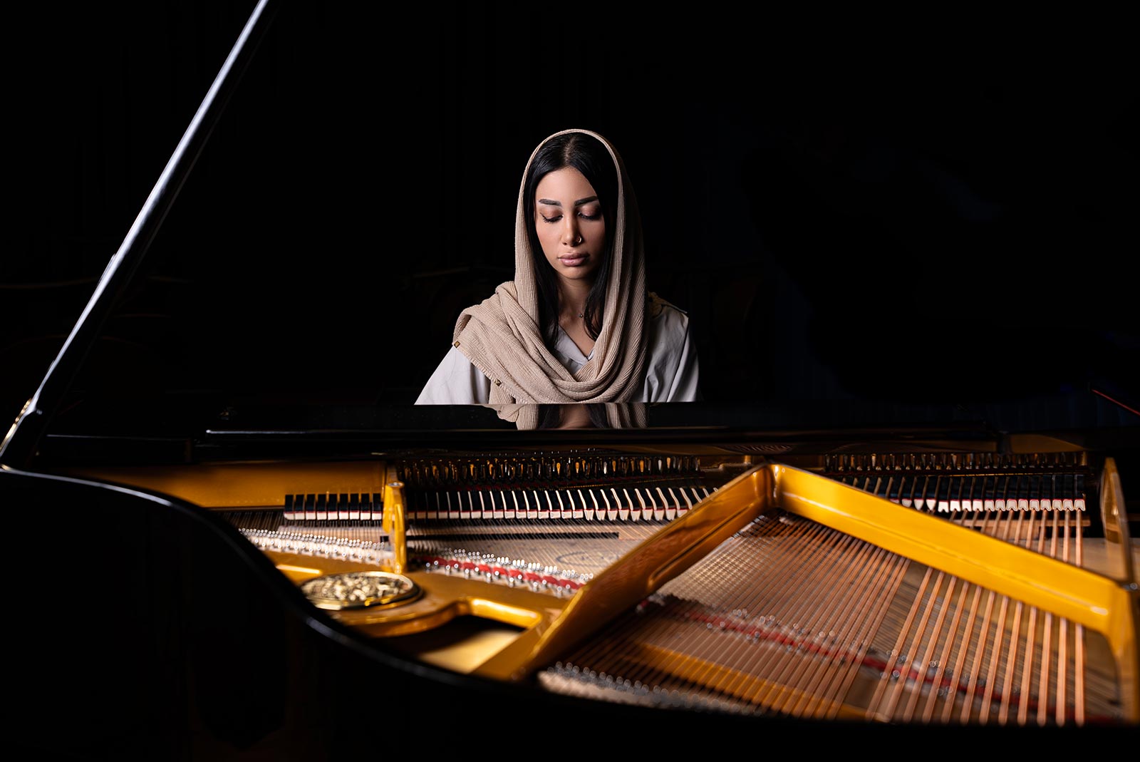 آموزشگاه موسیقی پارس - شقایق بیگلر