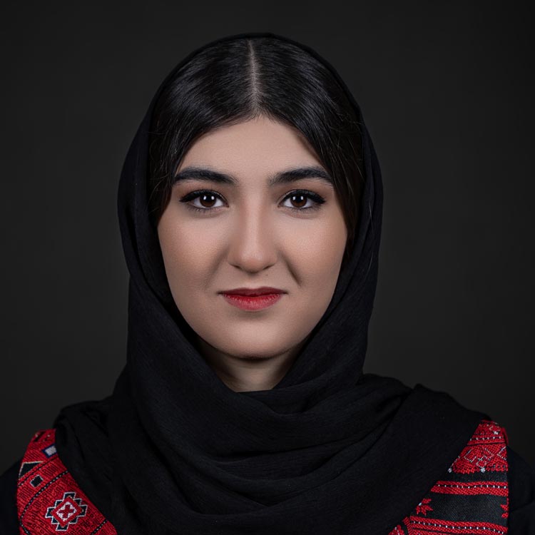 سونیا حقیقیان