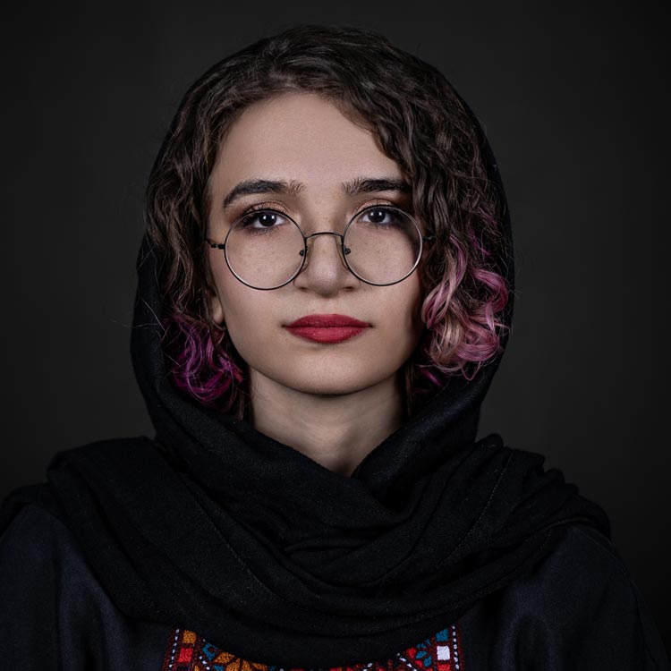 هیوا نجفی