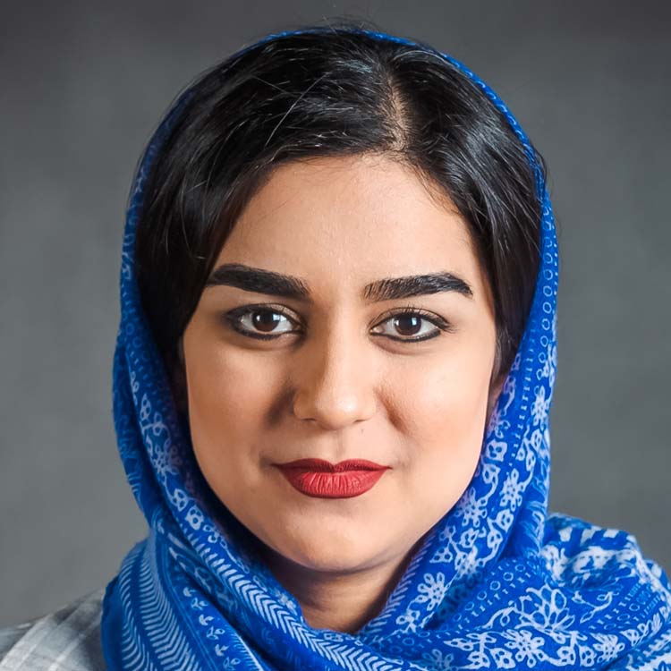 نازنین غنی زاده
