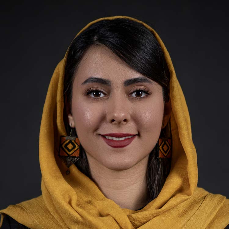 نیلوفر نیکوفکر