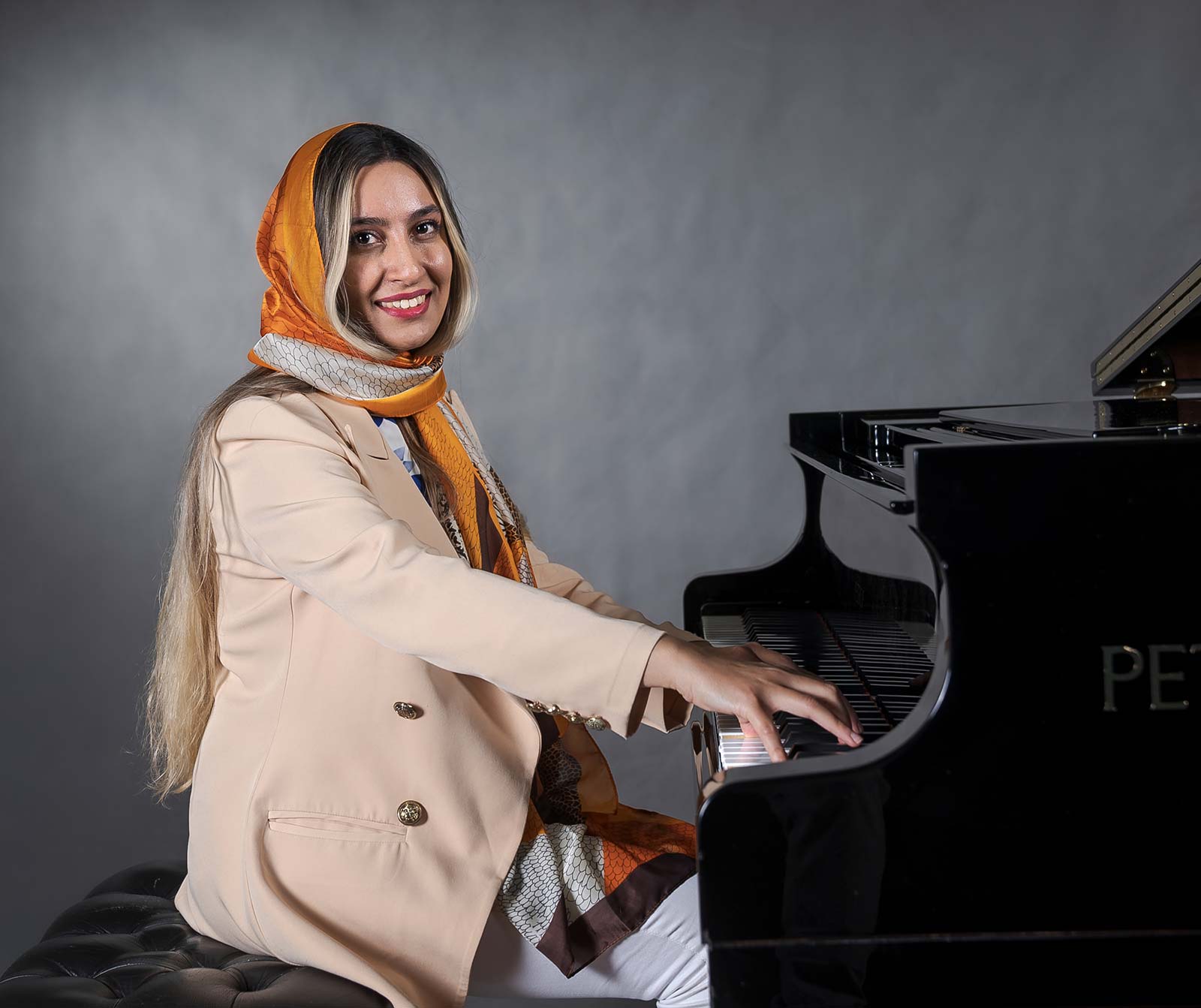 آموزشگاه موسیقی پارس - زینب بندلی