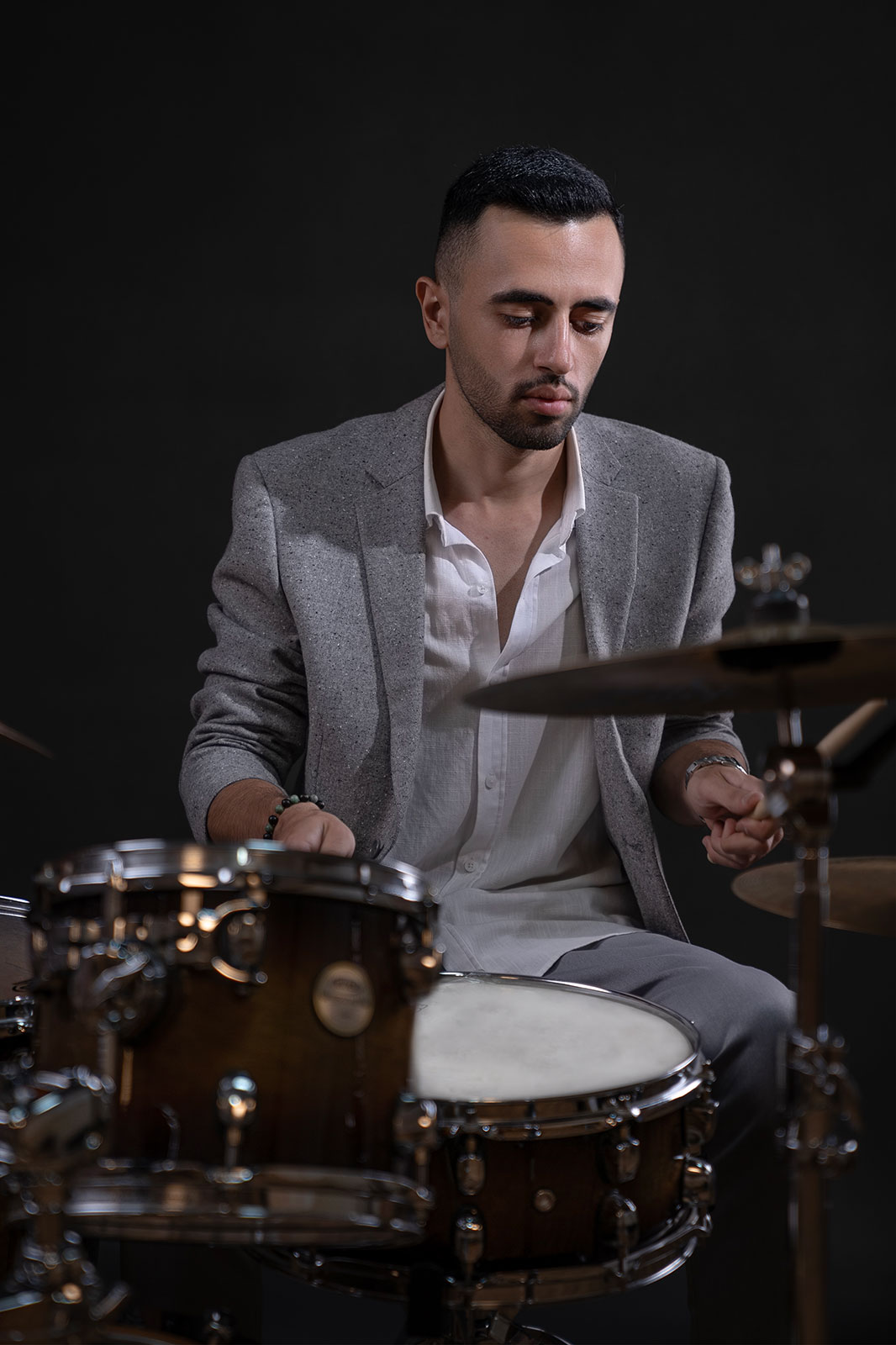 آموزشگاه موسیقی پارس - فربد هوشنگی آموزشگاه موسیقی پارس - فربد هوشنگی