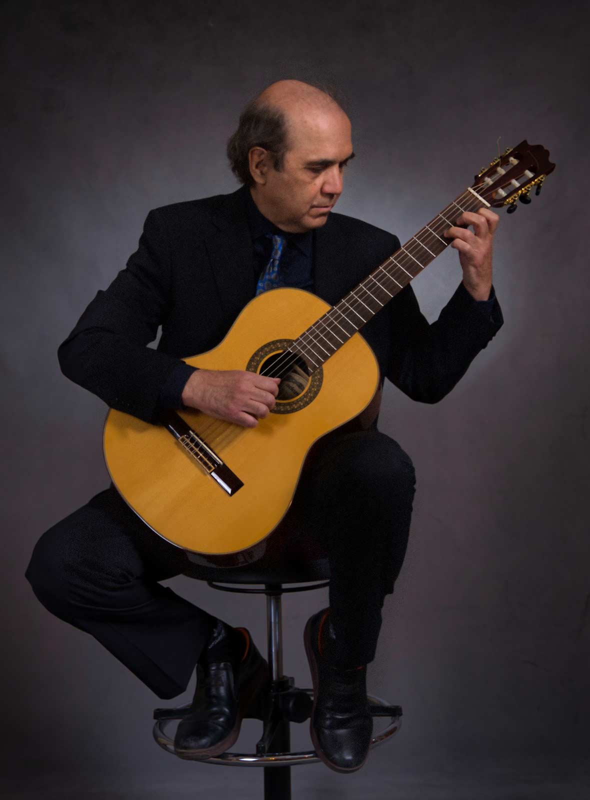 آموزشگاه موسیقی پارس - علیرضا تفقدی آموزشگاه موسیقی پارس - علیرضا تفقدی